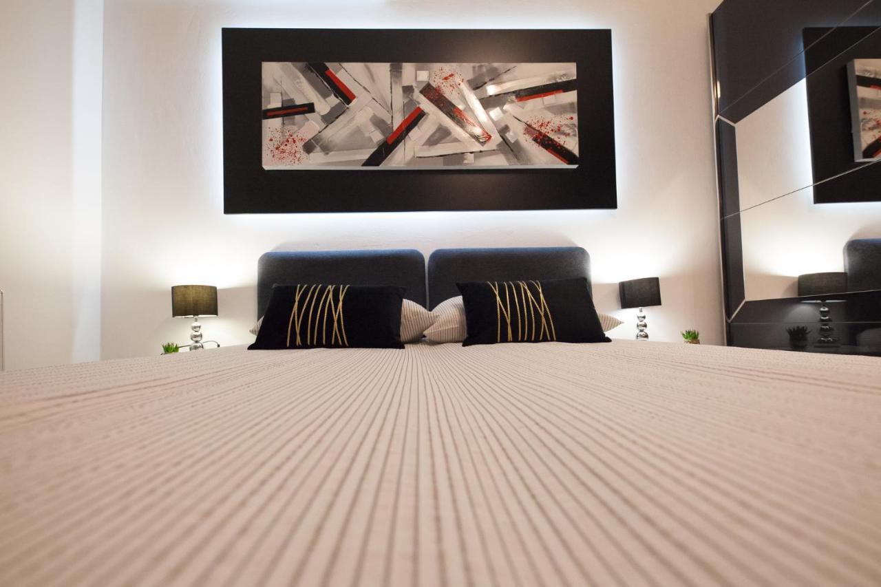 Apartman Aurelius - Private Parking Ösek Dış mekan fotoğraf