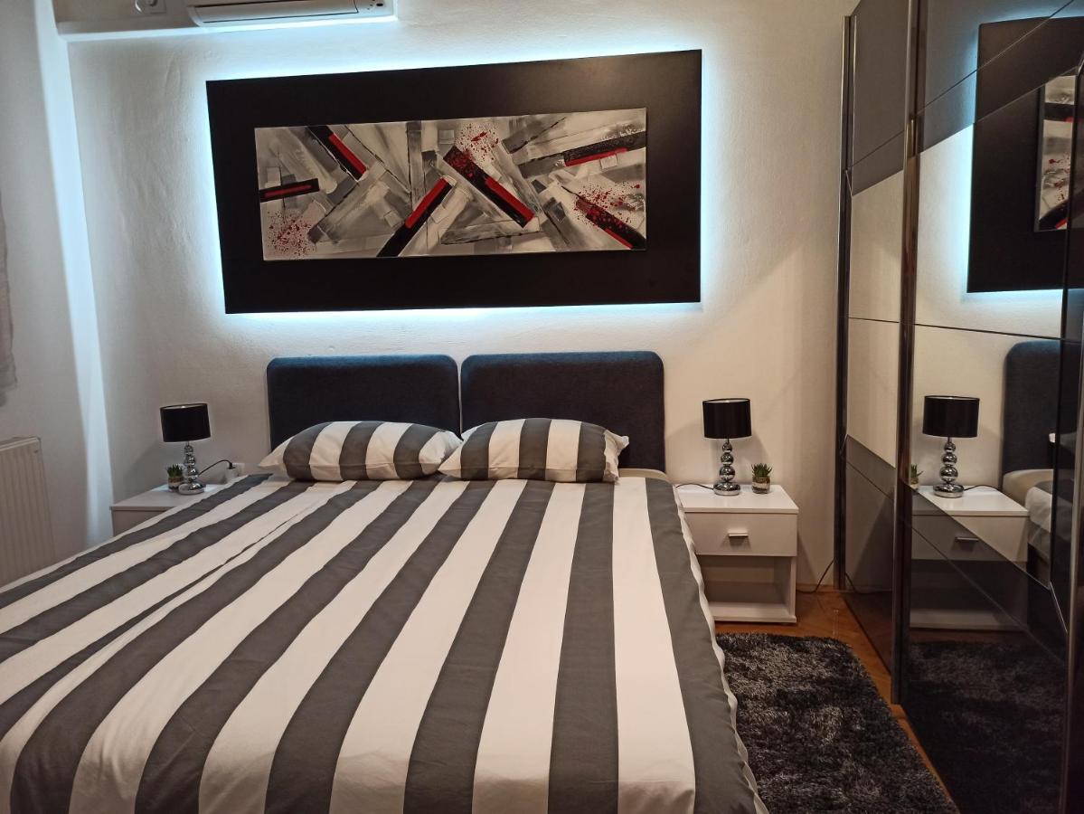 Apartman Aurelius - Private Parking Ösek Dış mekan fotoğraf