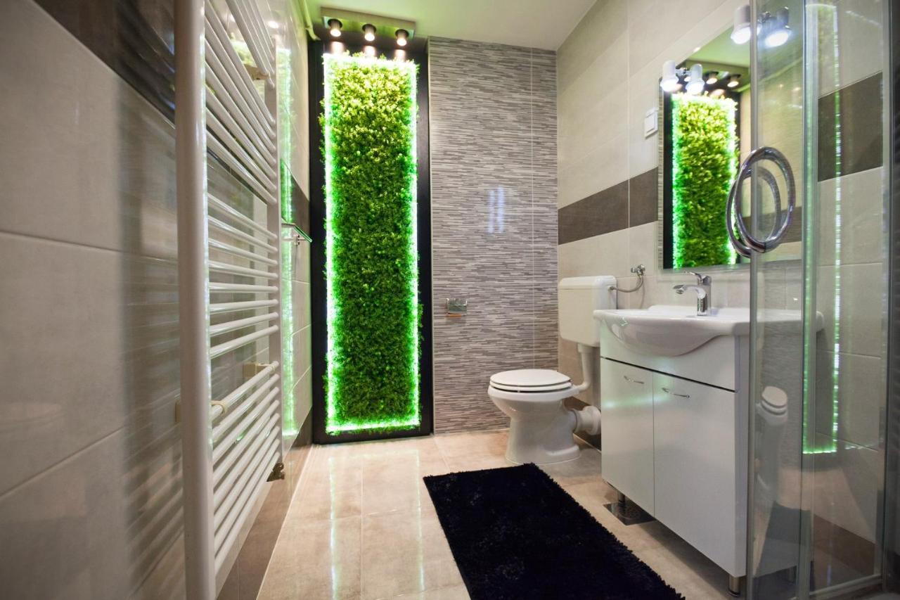 Apartman Aurelius - Private Parking Ösek Dış mekan fotoğraf